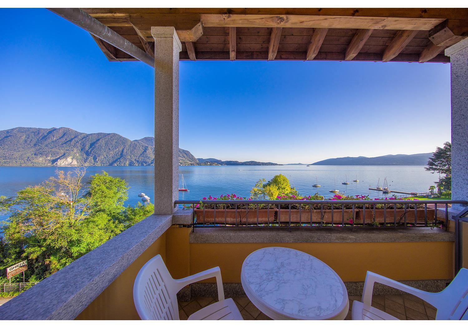 Hotel Residence Zust Verbania Luaran gambar