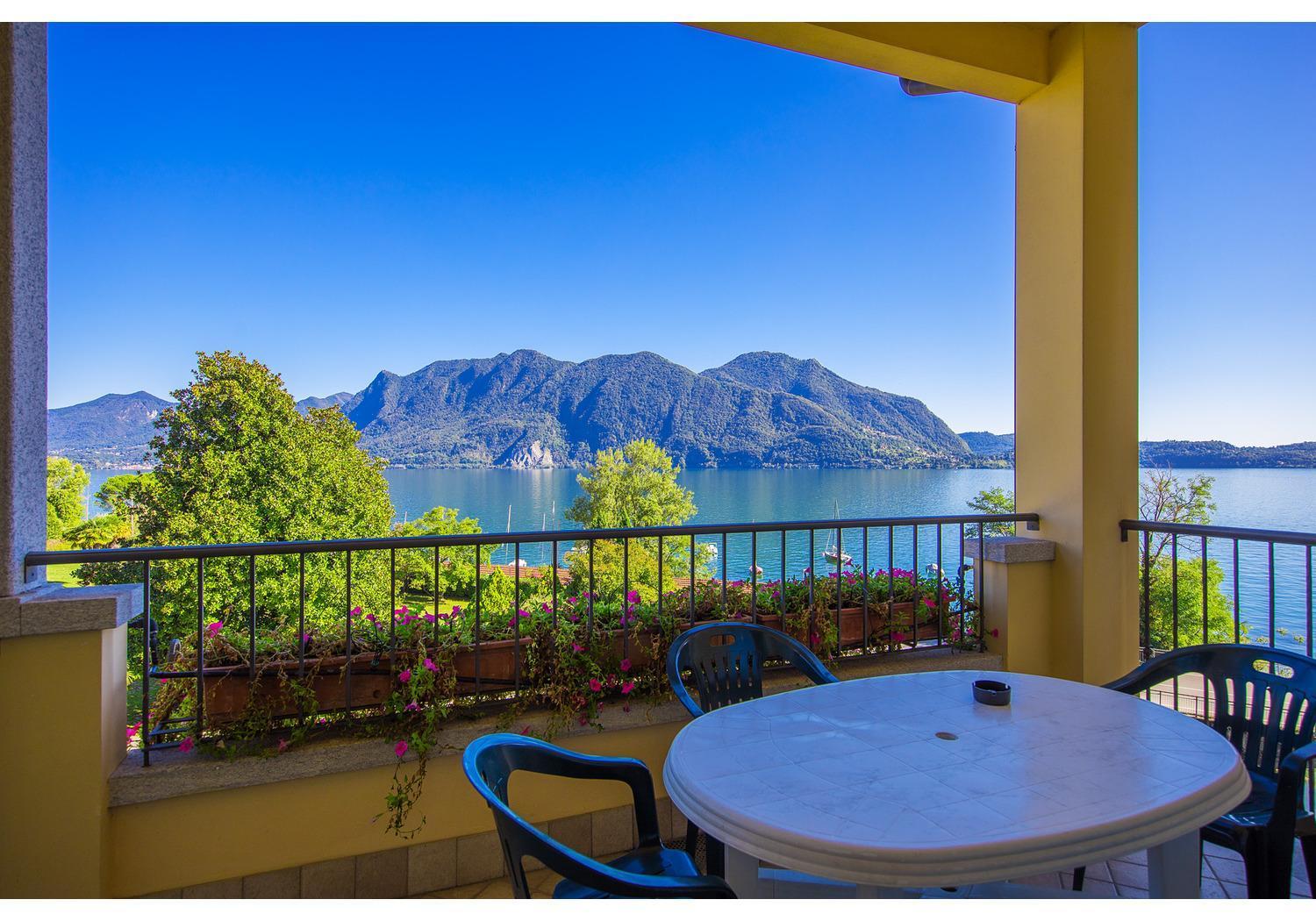 Hotel Residence Zust Verbania Luaran gambar